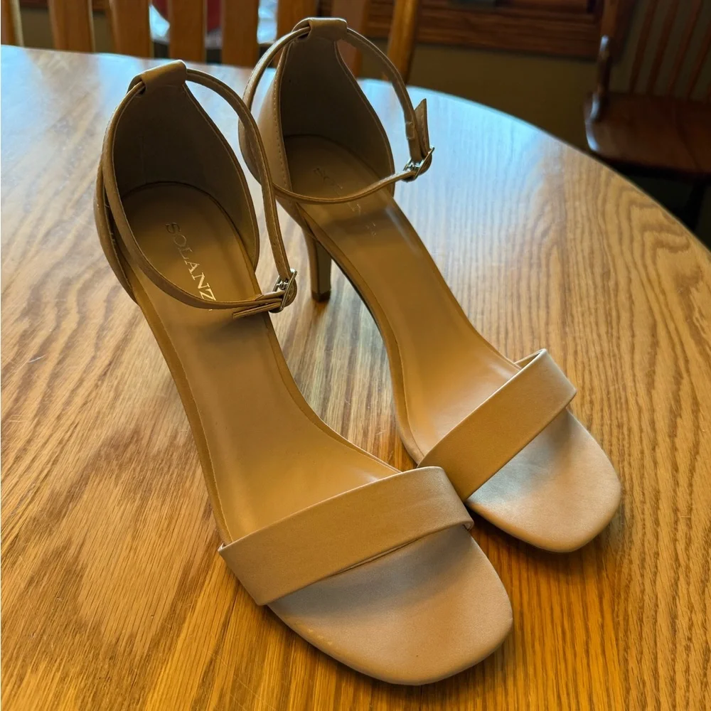Brand New Solanz Nude Women's Heeled Sandals